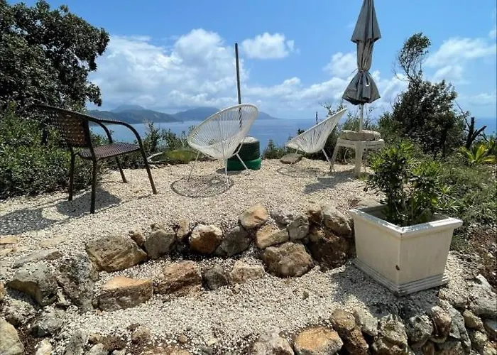 مكان تخييم Terraoliva&herbs Vátos