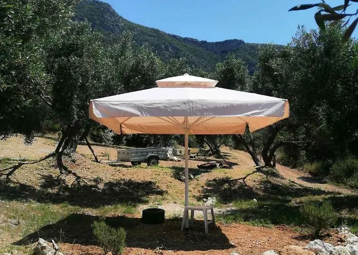 Terraoliva&herbs مكان تخييم