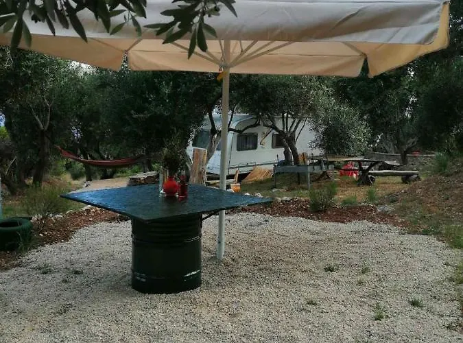 Campingplatz Terraoliva&herbs Vátos